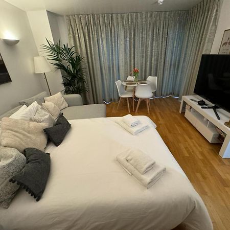 Luxury Apartment In Canary Wharf London Eksteriør billede