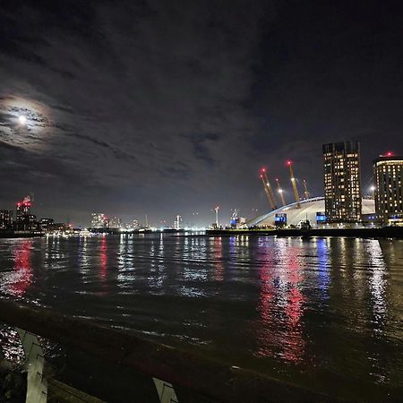 Luxury Apartment In Canary Wharf London Eksteriør billede