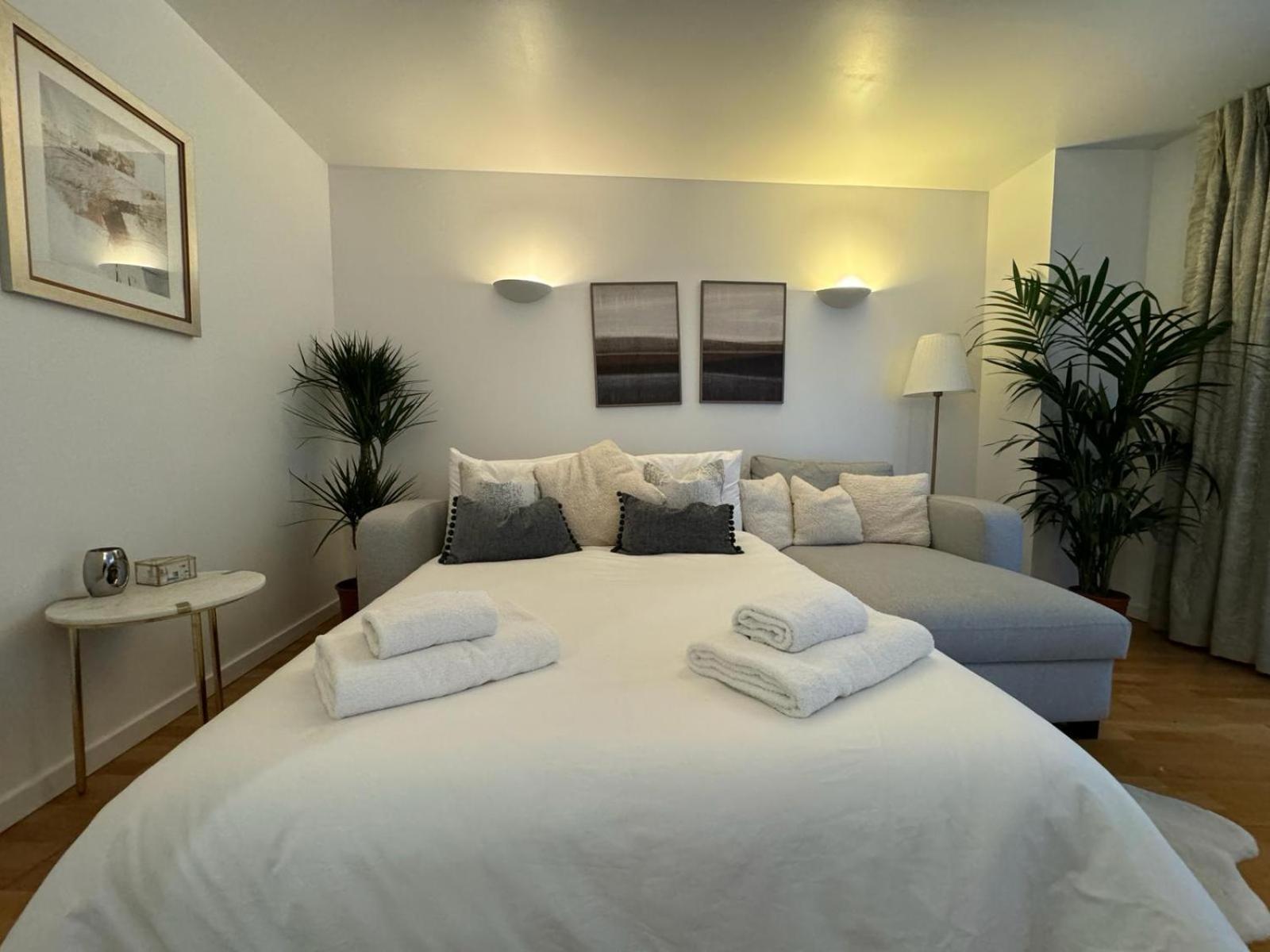 Luxury Apartment In Canary Wharf London Eksteriør billede